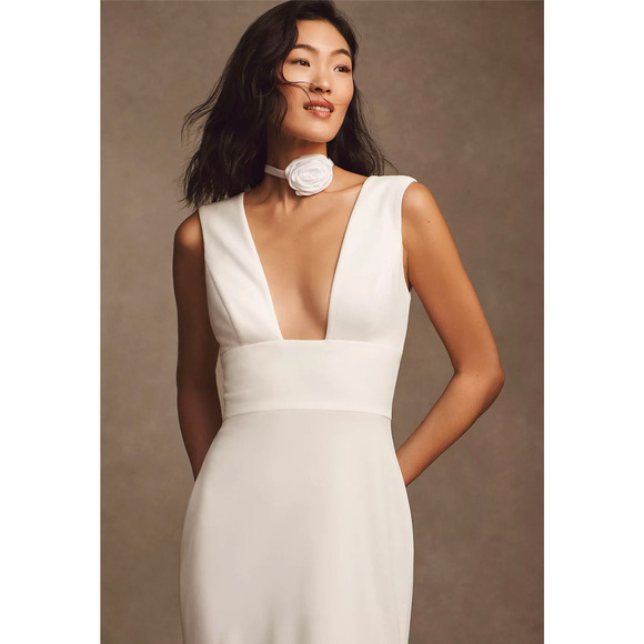 Wtoo by Watters Chloe Plus Size Wedding Dress 26W Ivory Deep V Train Gown - Picture 3 of 8